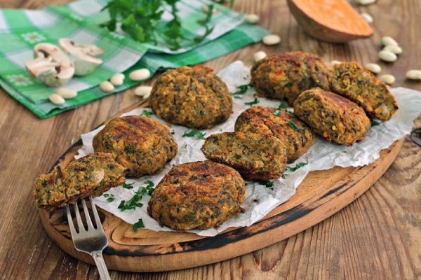 Kotlety z fasoli i batata