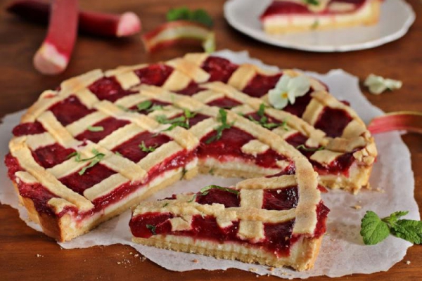 Tarta rabarbarowo serowa