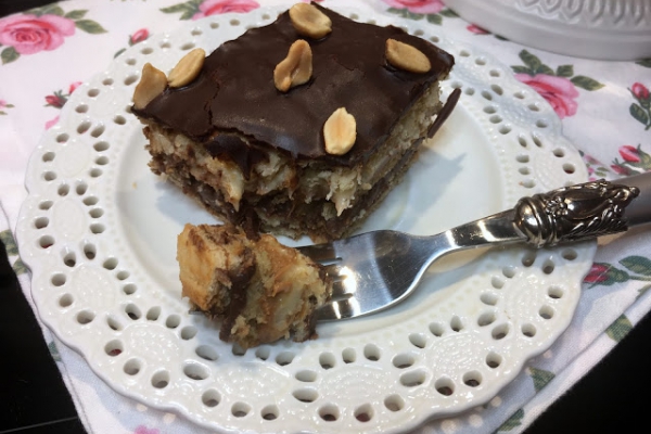CIASTO SNICKERS NA KRAKERSACH