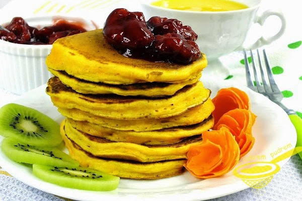 marchewkowe pancakes