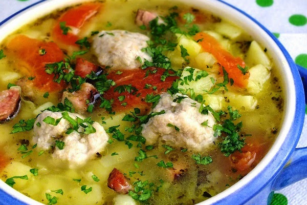 zupa ziemniaczano - porowa z pulpecikami
