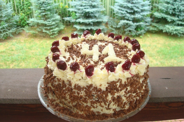 Najlepszy tort urodzinowy (Tort z czekowiśnią)