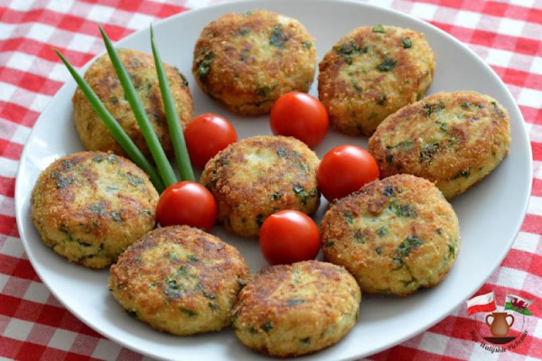 LEKKIE KOTLECIKI Z KALAFIORA