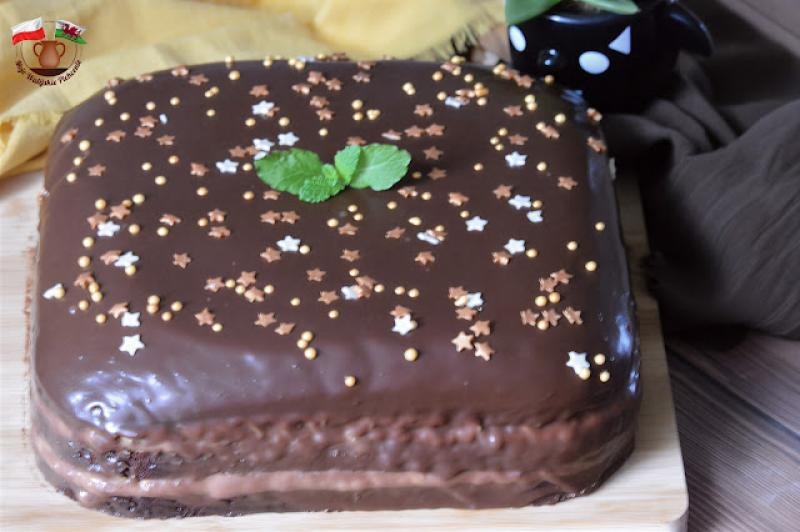 PIERNIK NA DROŻDŻACH