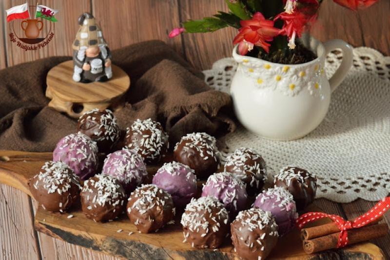 PIERNIKOWE KULKI HE-LENKI