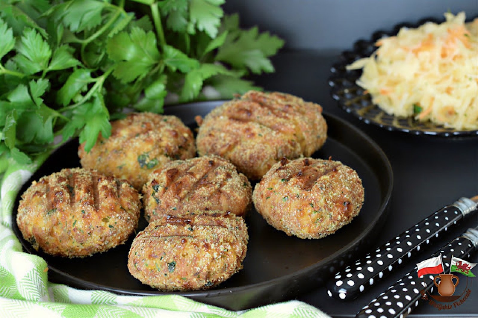 KLOPSY SEROWO-JAJECZNE. Z AIR FRYERA