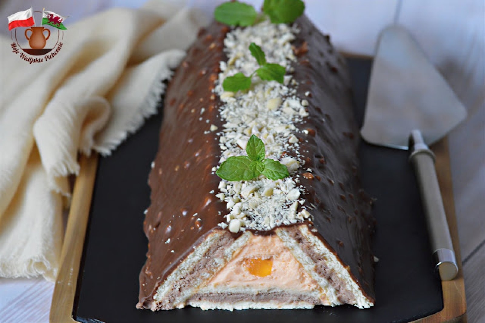 CHATKA PUCHATKA. POMARAŃCZOWO-CZEKOLADOWA