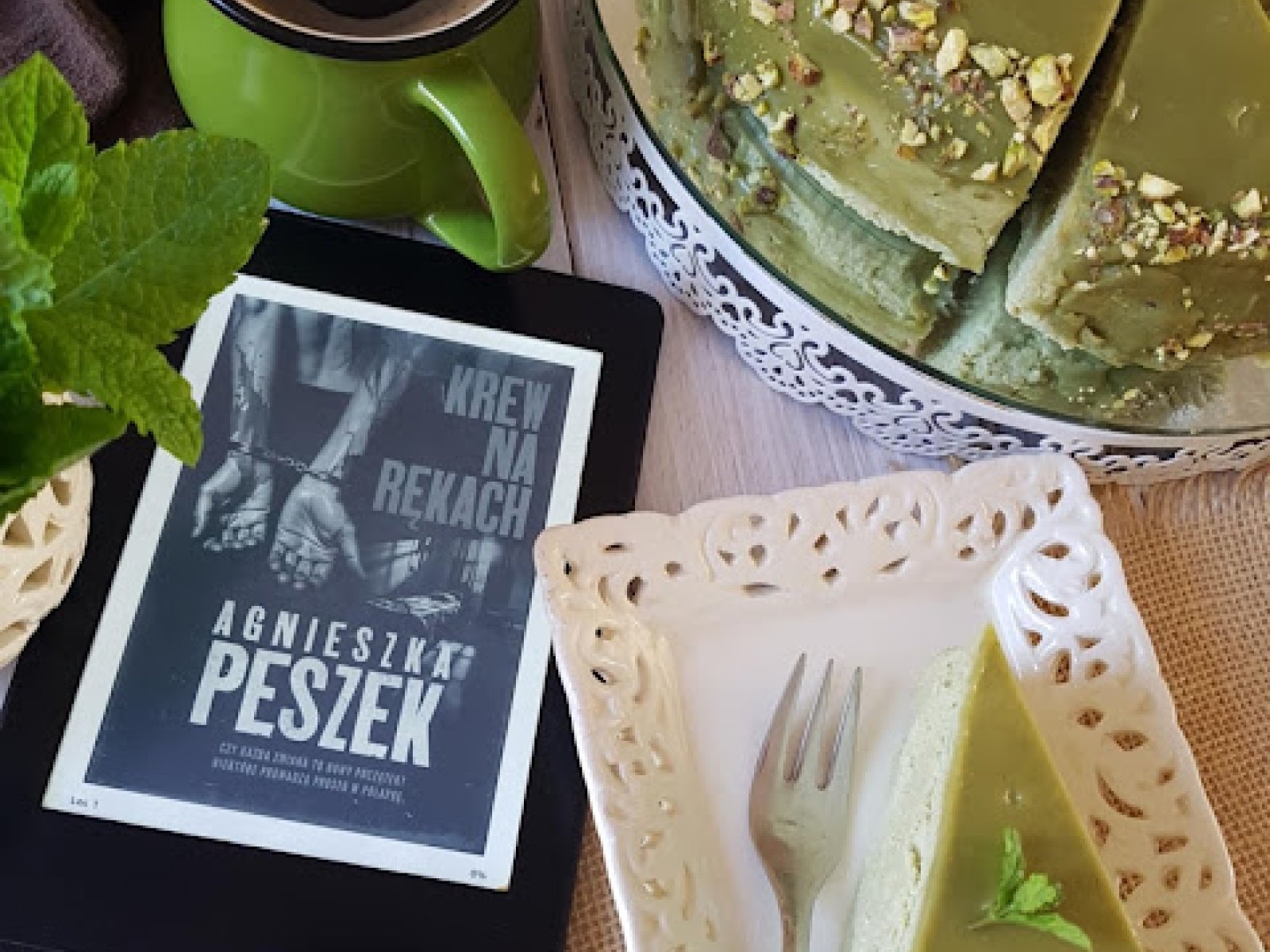 KREW NA RĘKACH  A.PESZEK