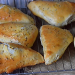 TRÓJKĄTNE BUŁECZKI Z...