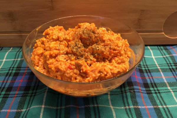 Pierś z kurczaka w pomidorowym sosie curry
