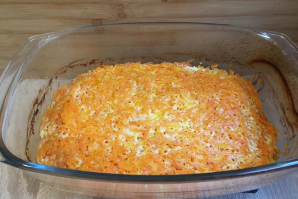 Pieczona pierś z kurczaka z marchewką