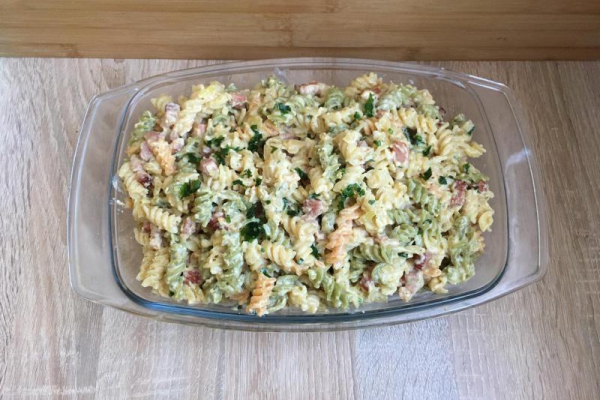 Makaron z boczkiem a’la carbonara