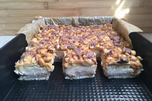 Sernik Snickers