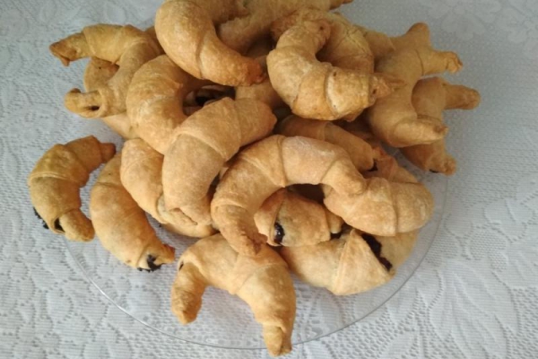 Kruche rogaliki z piwem