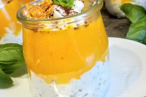 Deser stracciatella z mango
