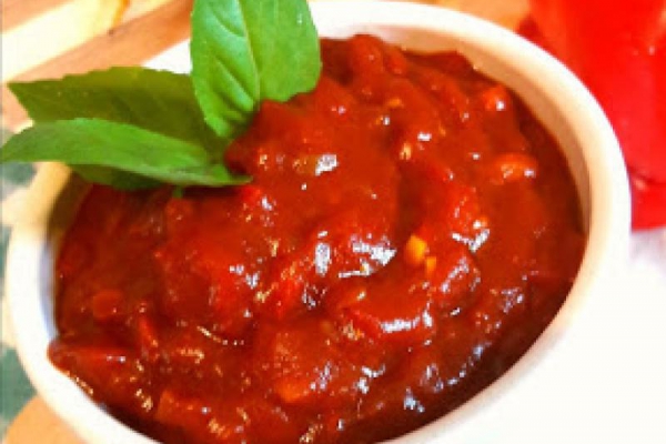 Pikantny sos do mięs grillowanych