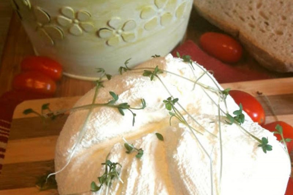 Serek z jogurtów greckich Labneh