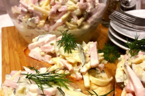 Sałatka knapkowa