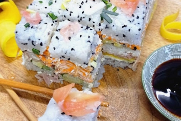 Sałatka tortowa a la sushi