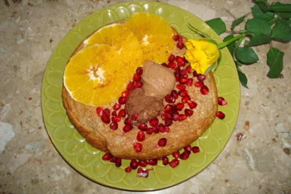 450. Omlet orkiszowy, korzenny z mandarynkami