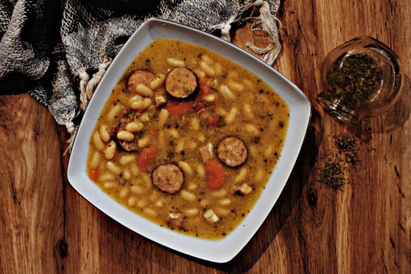 Zupa fasolowa