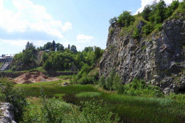 Kielecki Rezerwat  Kadzielnia  - Podziemna Trasa Turystyczna - Jaskinie
