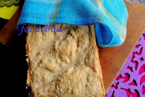 Chleb pszenno-gryczany z szałwią i ostropestem