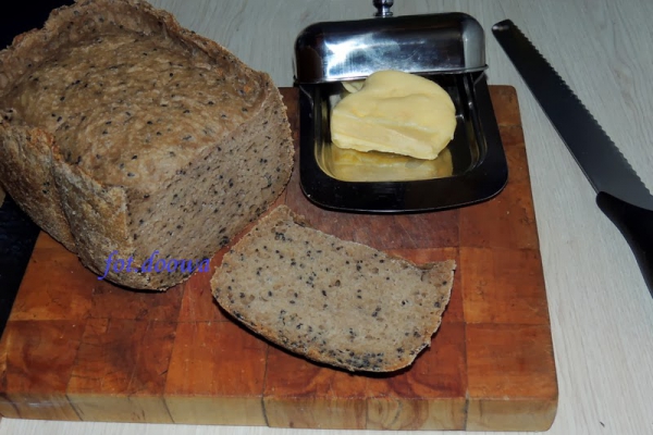 Staropolski chleb z czarnuszką