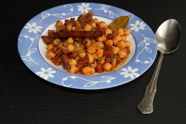 Ciecierzyca z chorizo