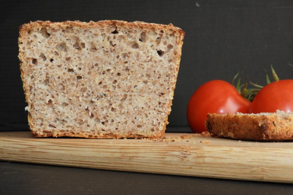 Chleb pszenny z otrębami na zakwasie