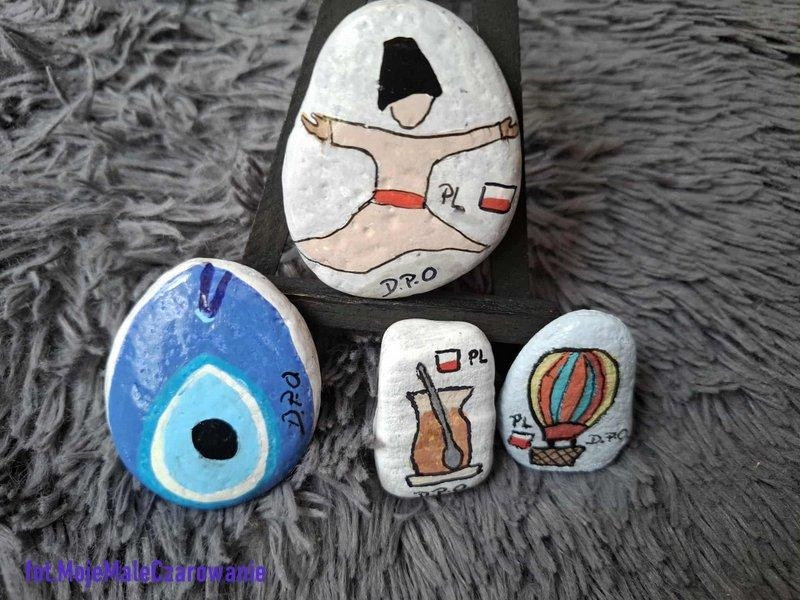 Rozkładanie w Turcji - kamyczki w świecie