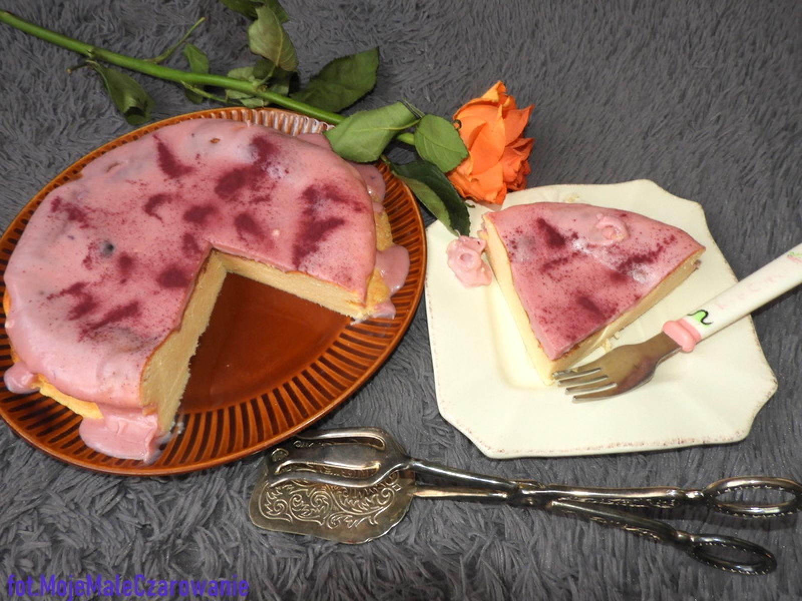 Sernik z białą czekoladą