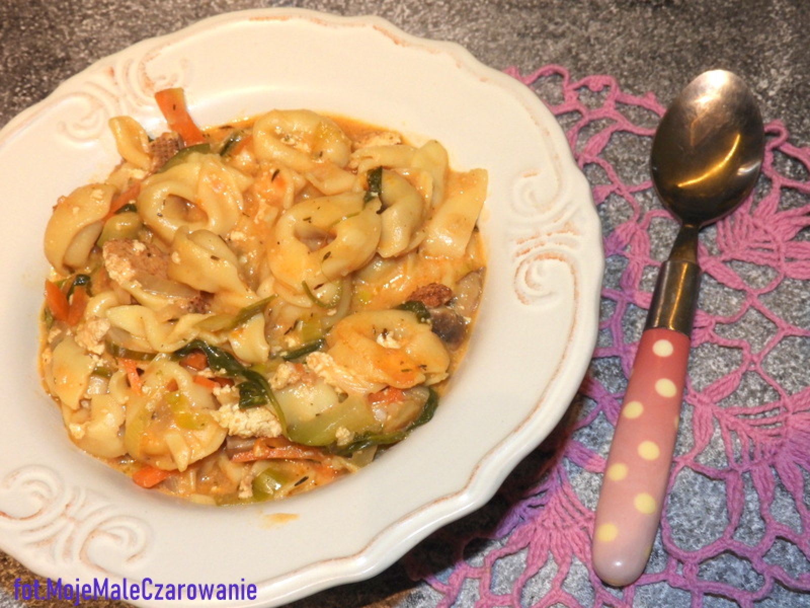 Tortellini soup - zupa z pierożkami