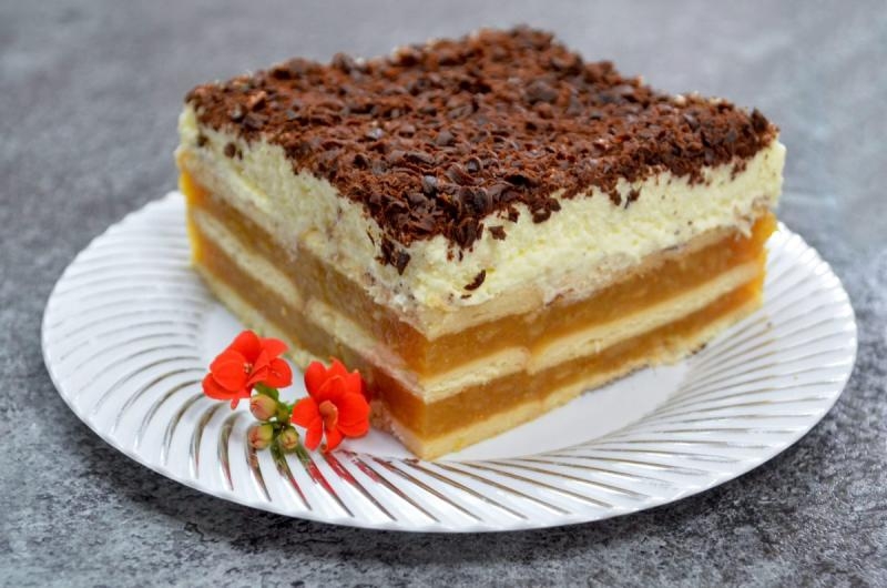 Najłatwiejsza szarlotka bez pieczenia + film