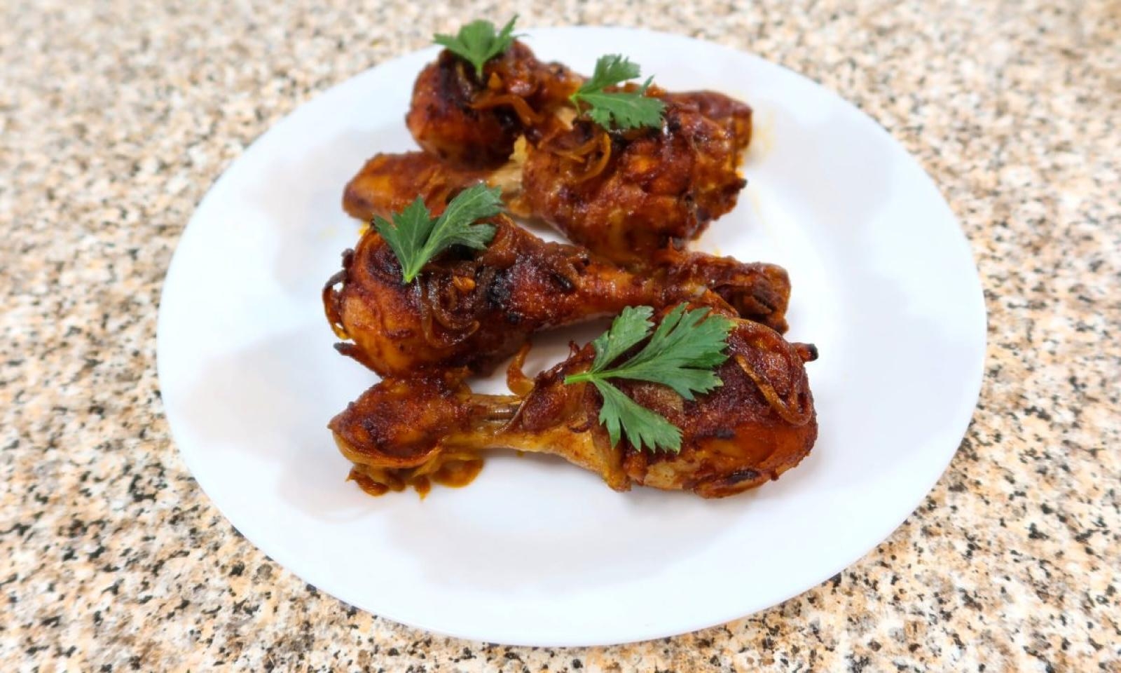 Pałki z kurczaka w marynacie + film