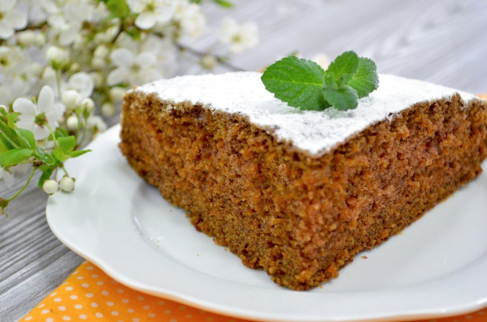 Ciasto marchewkowe + film