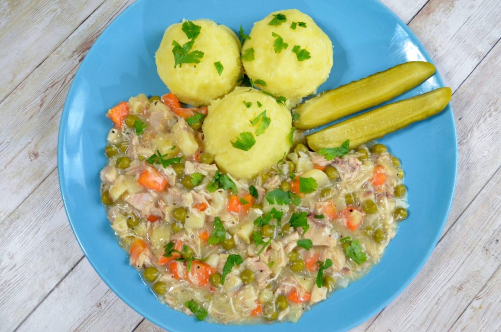 Potrawka z kurczakiem i warzywami z rosołu + film