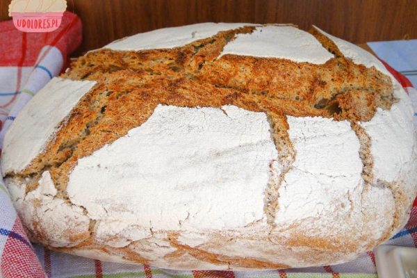 Chleb na zakwasie do żurku