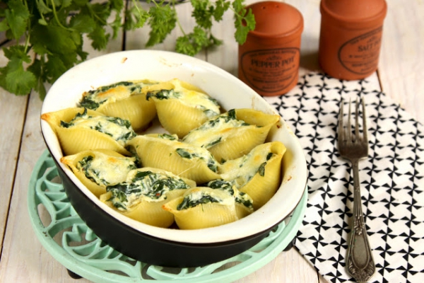 Muszle ze szpinakiem i ricottą