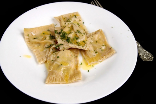 Ravioli z mięsem krabowym