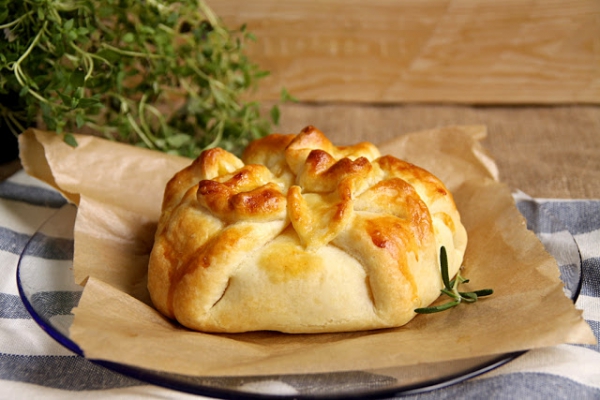 Zapiekany camembert