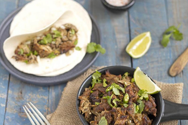 Carnitas - szarpana wieprzowina po meksykańsku
