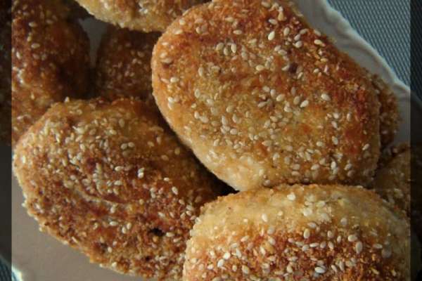 Kotlety drobiowe z pieczarkowym farszem