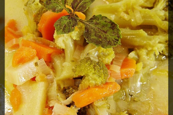 Zupa serowo-brokułowa