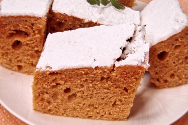 Ekspresowe ciasto ucierane z kajmakiem