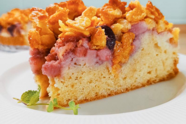 Ciasto z jabłkami i wiśniami