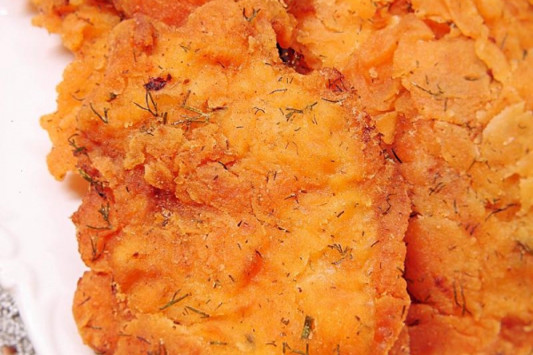 Kotlety drobiowe w panierce koperkowej