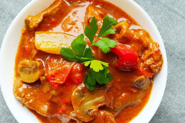 Boeuf Stroganow
