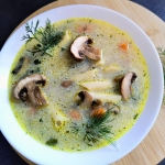 Zupa pieczarkowa
