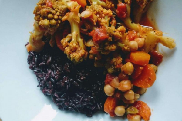 Curry z kalafiorem